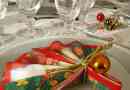 So dekorieren Sie Ihren Esstisch zu Weihnachten