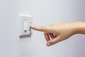 10 Möglichkeiten, zu Hause Strom zu sparen
