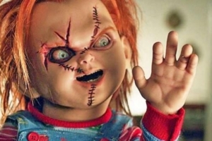 Wie man ein Chucky Halloween-Kostüm herstellt