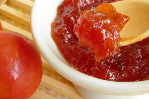 Wie man hausgemachte Tomatenmarmelade macht