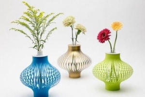 Wie man Vasen aus recycelten Flaschen herstellt
