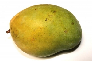 Wie man eine Mango richtig schält und schneidet