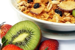 Was man zum Frühstück und Mittagessen essen sollte, um Gewicht zu verlieren